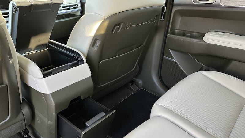 Hyundai Santa Fe 8