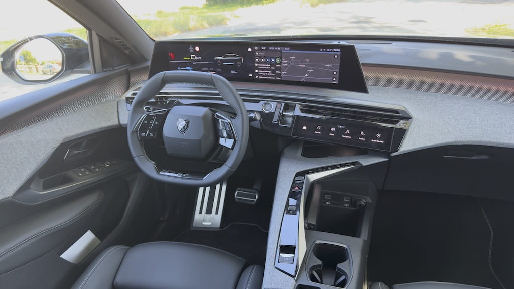 Peugeot E3008 3