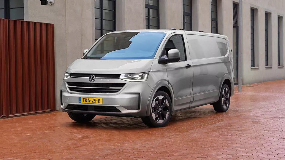 Volkswagen Transporter vw-transporter-lcv-showroom