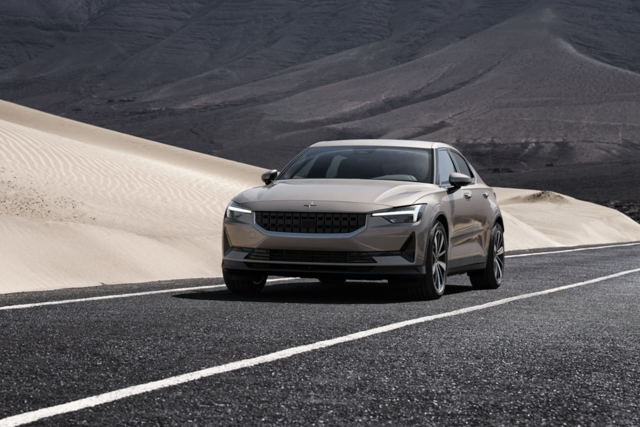 Paragraph-Polestar-2-frontangled