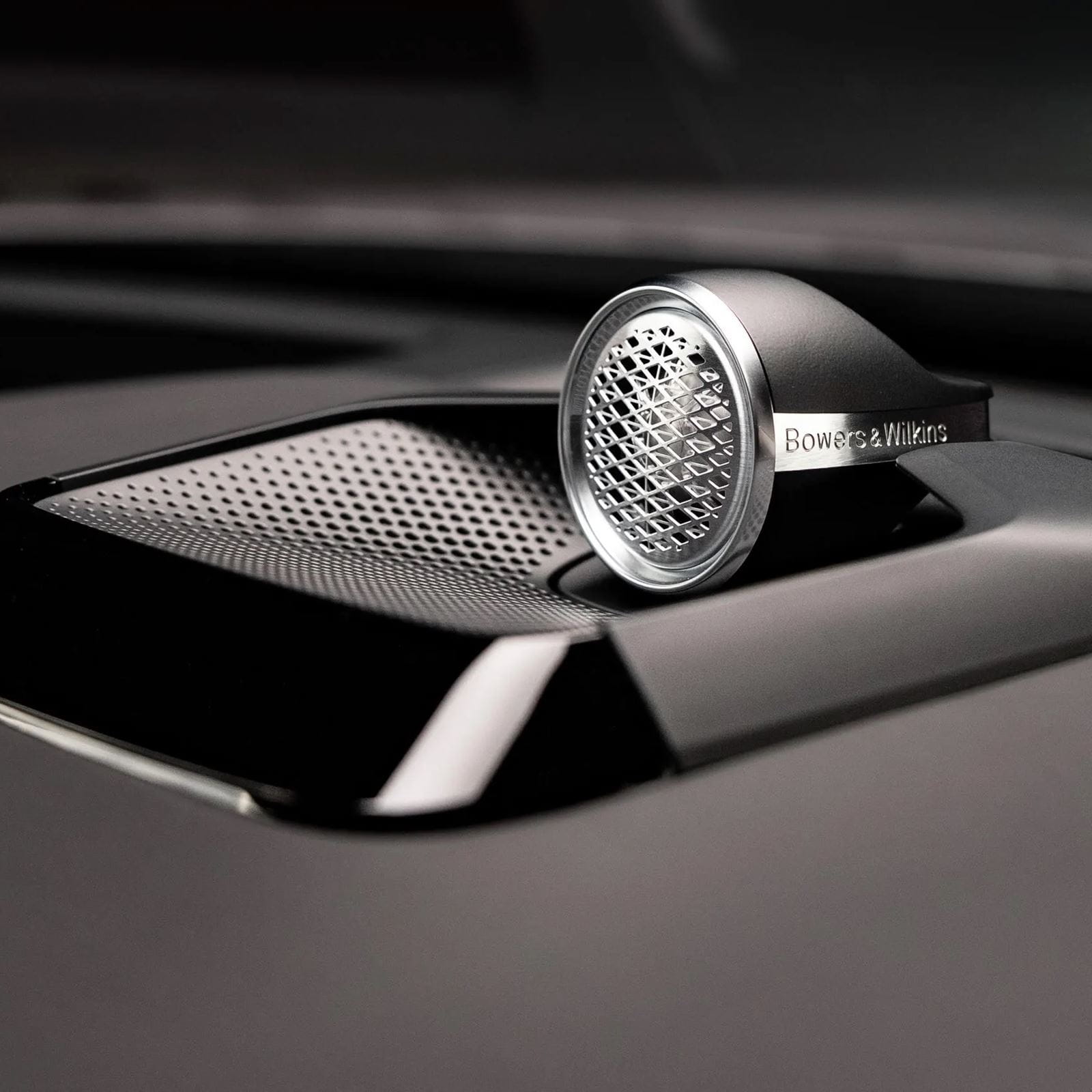 es-90-speaker