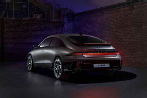 Paragraph Hyundai IONIQ 6 back