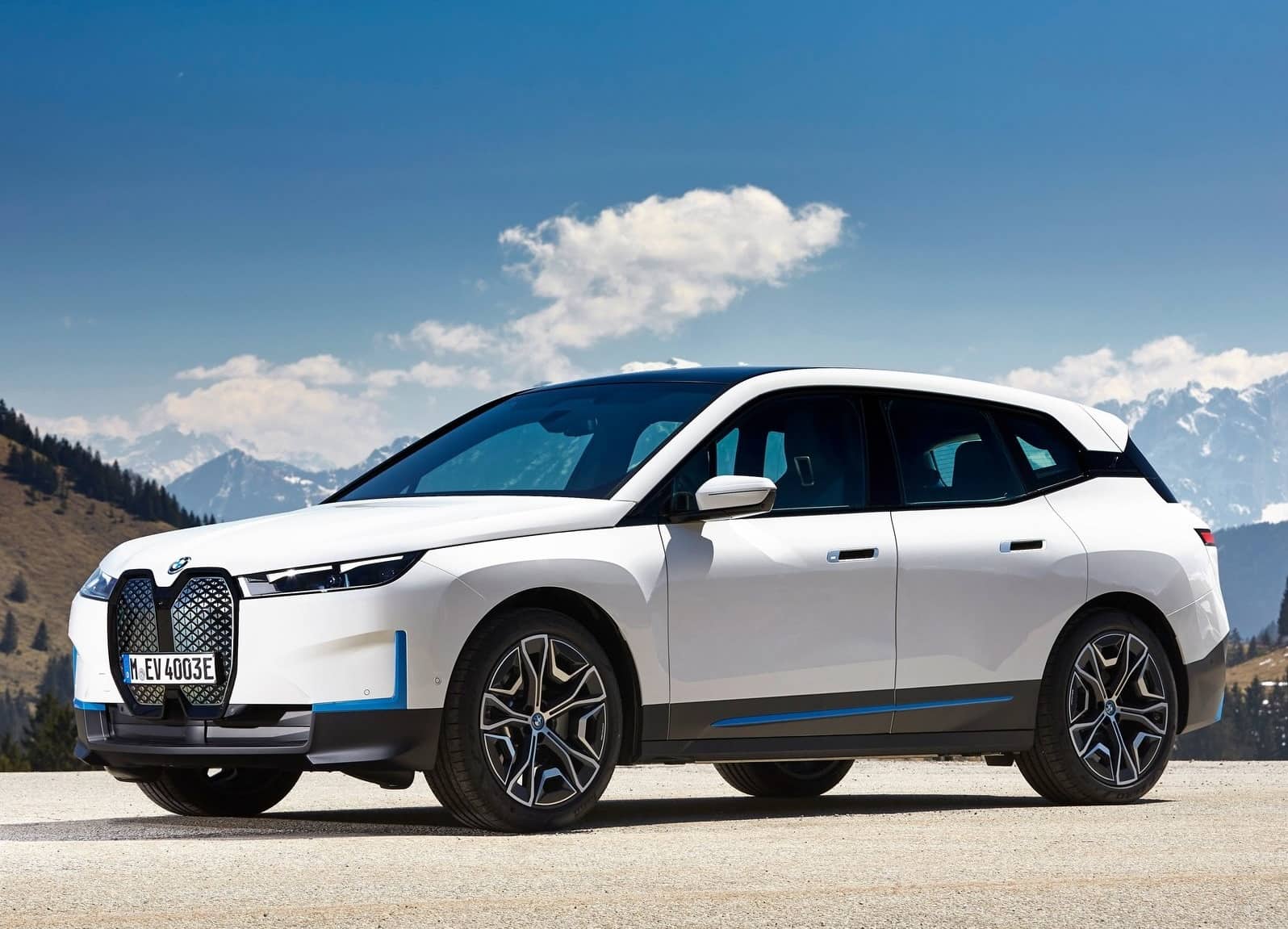 BMW iX