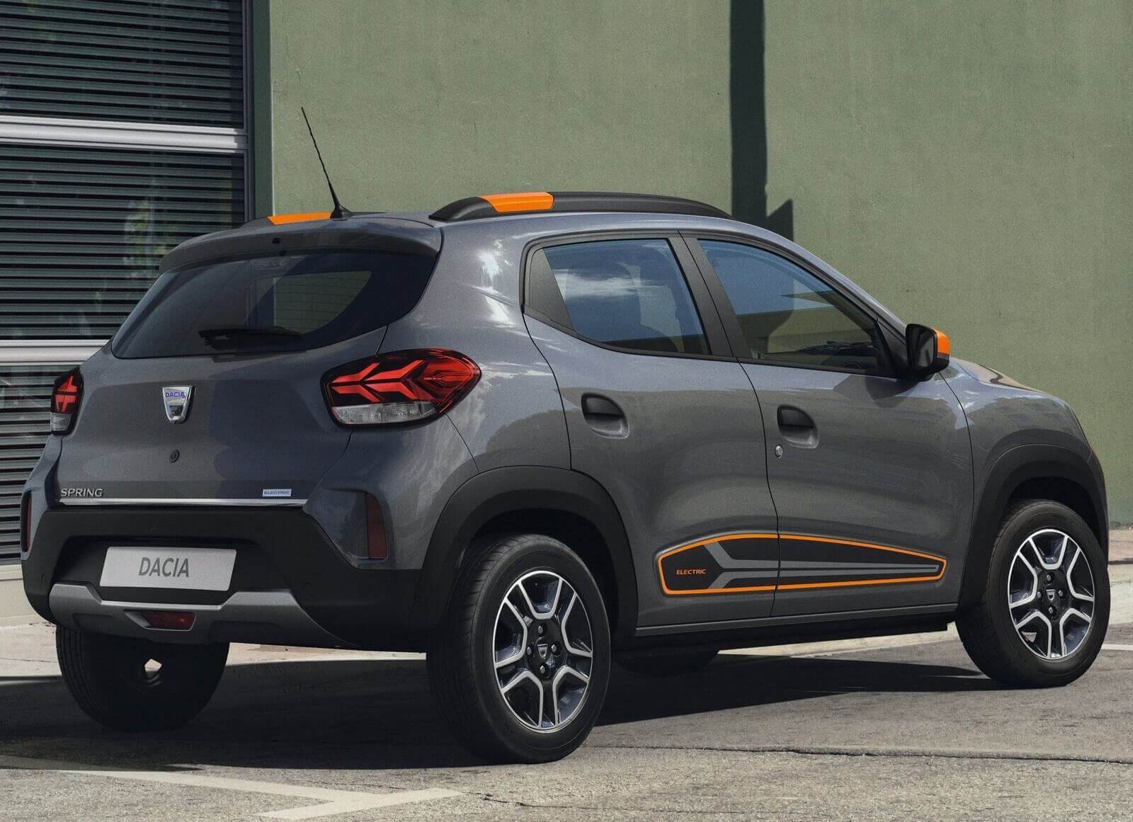 Dacia Spring traseira
